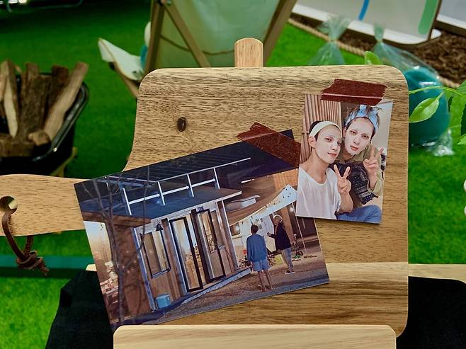 This file photo shows DK and Won-woo posing together in skin care masks (R) and a scene from boy band Seventeen’s version of “In the Soop.” (Park Jun-hee/The Korea Herald)