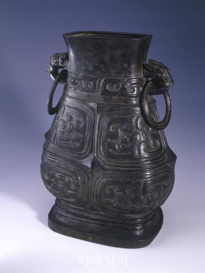 ‘기백매망’ 글자가 있는 술병(사진=국립중앙박물관)