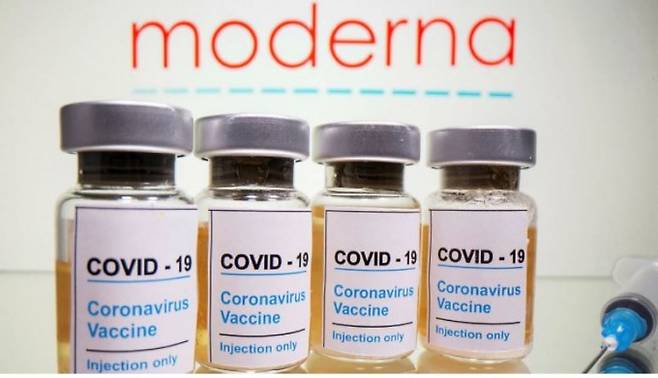 제약사 모더나의 코로나19 백신이 저용량에서도 6개월 이상 면역기억 효과가 나타나는 것으로 확인됐다. 모더나 제공