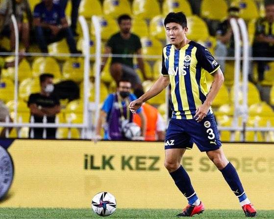 3경기 연속 풀타임 활약한 김민재. [페네르바체 인스타그램 캡처]