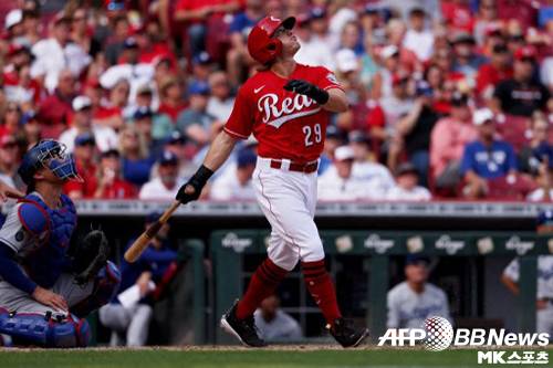 신시내티 루키 프리들은 데뷔 첫 안타를 홈런으로 장식했고, 뜻하지 않은 도움을 받았다. 사진=ⓒAFPBBNews = News1