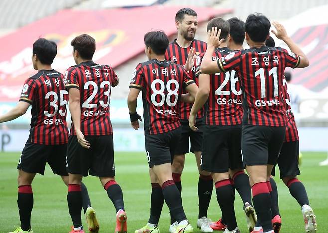 ▲ 수원FC전을 2-1 이긴 FC서울, 나상호는 스플릿 파이널A(1~6위)에 가겠다고 다짐했다. ⓒFC서울