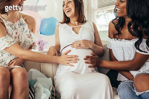 베이비샤워  기사 본문 총격과는 무관한 자료사진 [게티이미지뱅크=연합뉴스]