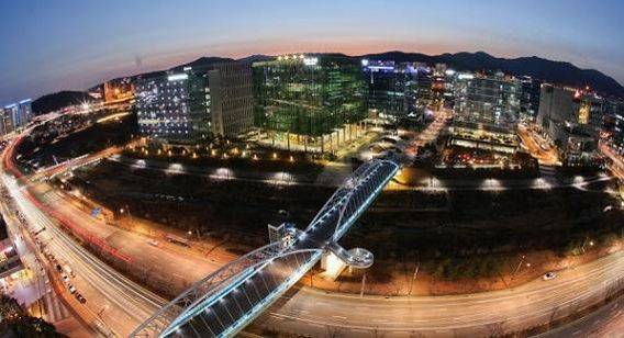 경기 성남 판교테크노밸리 야경./조선일보DB