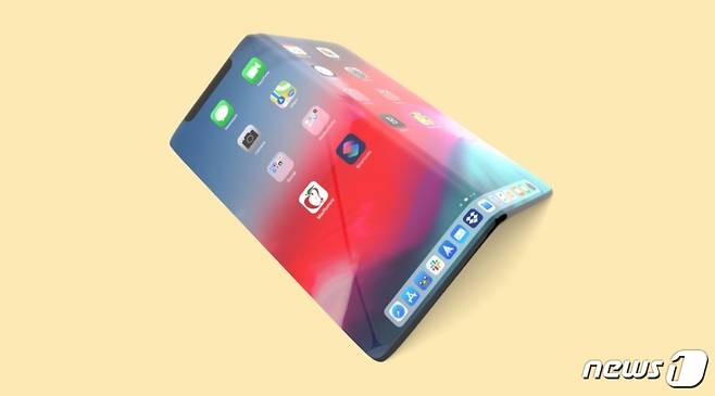맥루머스가 밍치궈 TF인터내셔널 애널리스트의 보고서를 인용해 애플이 2023년에 폴더블폰을 출시할 것으로 전망했다. © 뉴스1