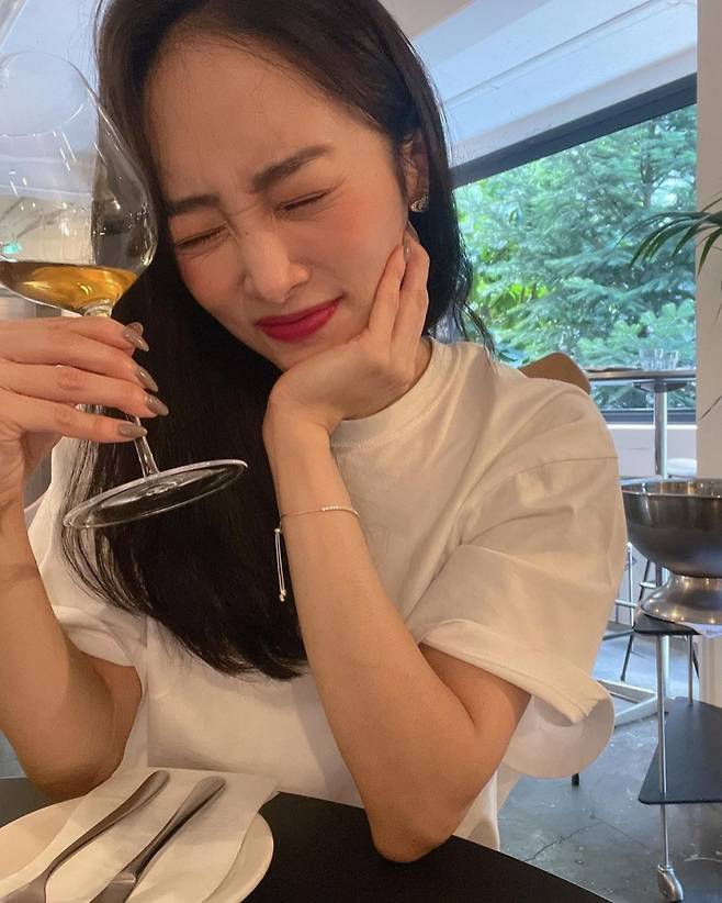 ▲ 출처|니콜 SNS