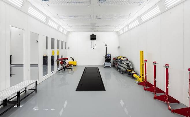 람보르기니 서울 서비스센터 차체교정 전문 수리시설