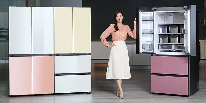 [서울=뉴시스] 삼성전자 프리미엄 김치냉장고 '비스포크 김치플러스' 4도어 . (사진=삼성전자 제공) 2021.09.08. photo@newsis.com *재판매 및 DB 금지