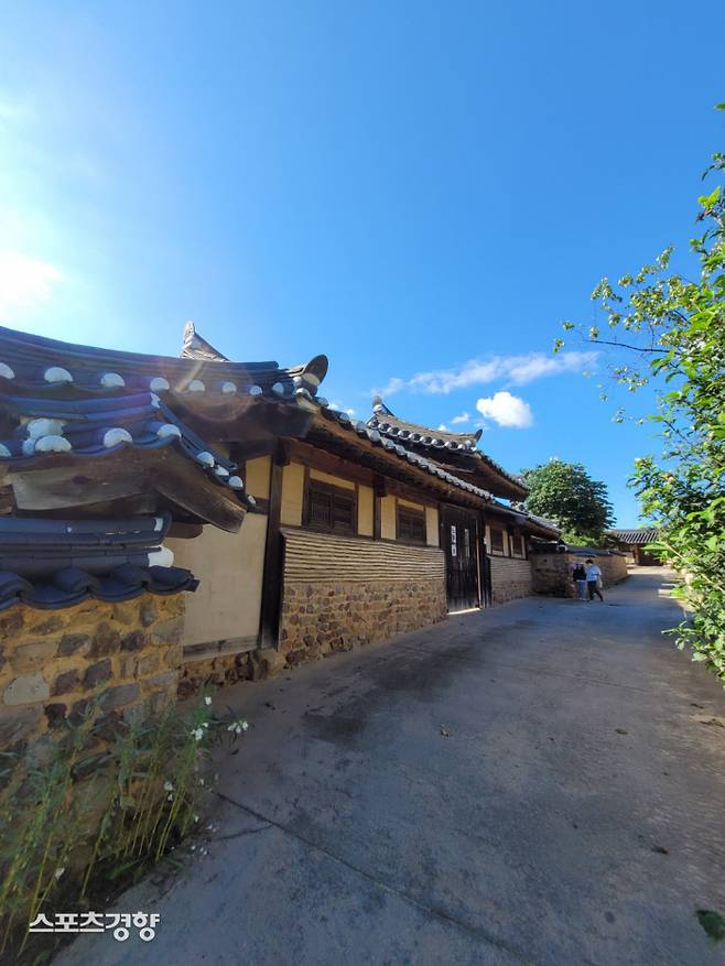 류시원의 생가인 담연재