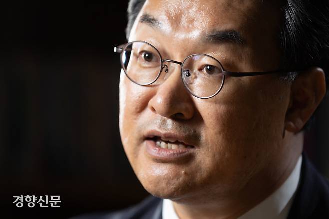 한국 외교안보 전문가들이 모인 플라자 프로젝트를 출범시킨 김흥규 아주대 정치외교학과 교수. 우철훈 선임기자