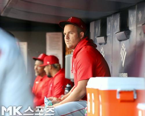 마이크 트라웃이 시즌 아웃을 선언했다. 사진= MK스포츠 DB