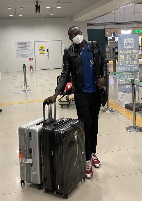 다우디 입국. 한국전력 제공