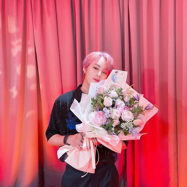 하성운 (@gooreumseng)