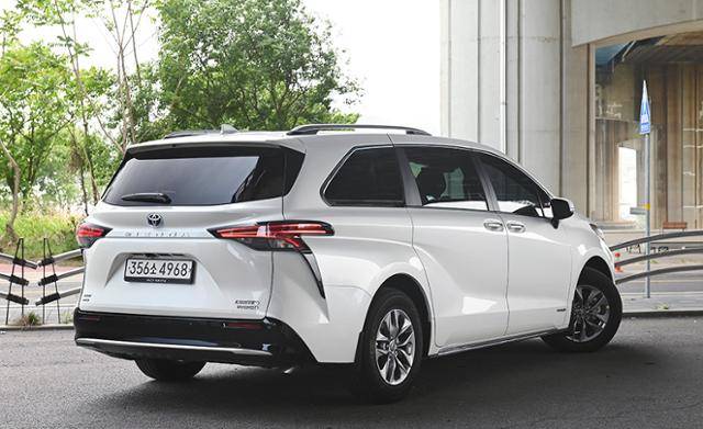 토요타 시에나 하이브리드 & 혼다 오딧세이 비교 시승기