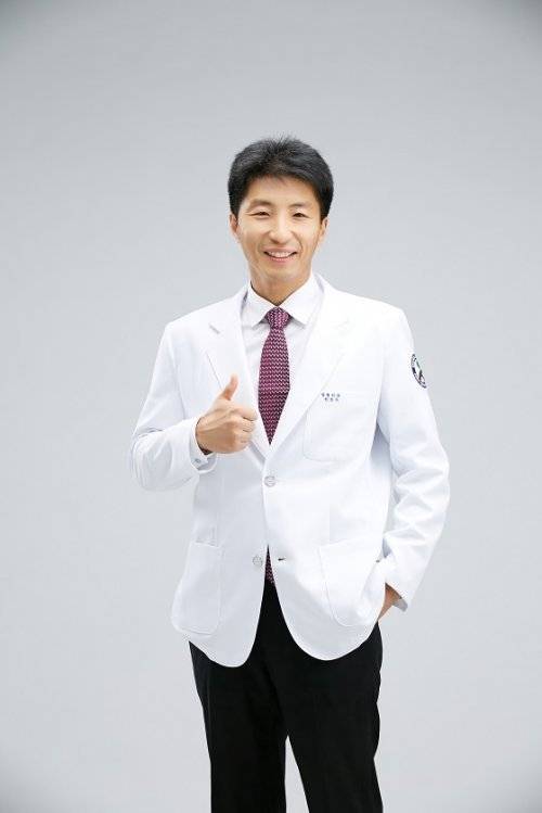 SNU서울병원 수부세부전문의 곽상호 원장