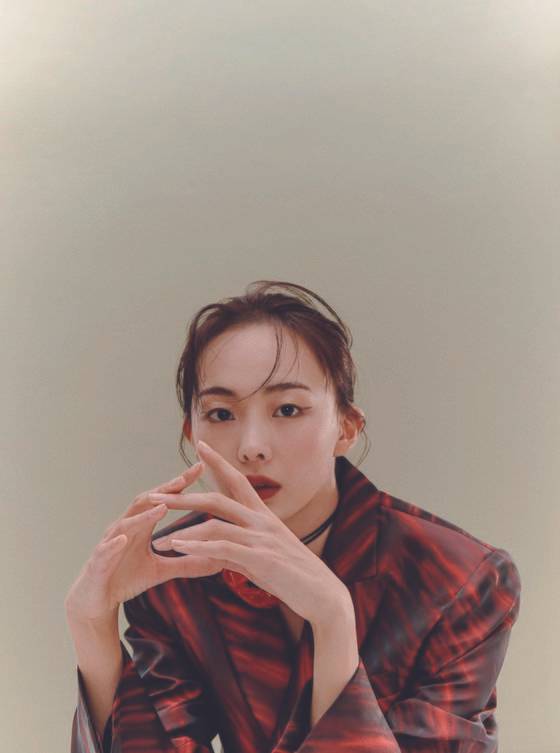 금새록