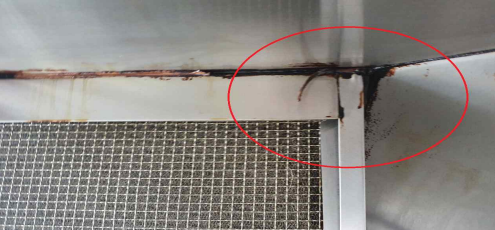 식약처가 1일 공개한 비알코리아（주） 김해공장 환기장치 상부 사진