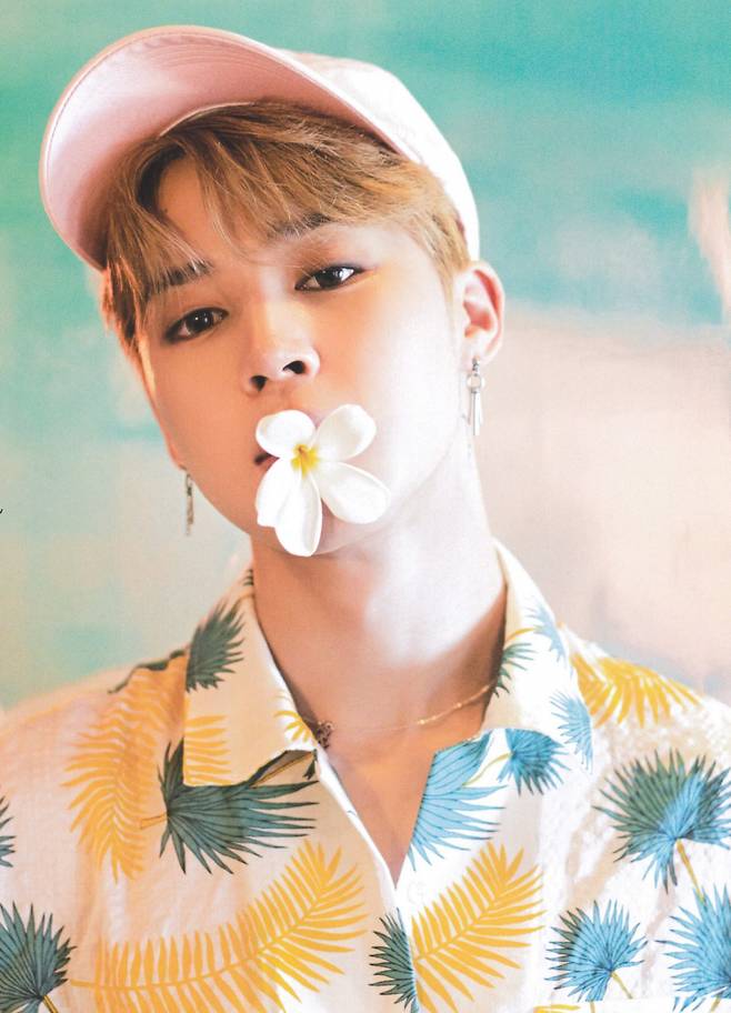 '강양이' 방탄소년단 지민 닮은 아름다운 팬들..생일기념 바다거북·코뿔소 27마리 동시 입양 '멸종위기 동물보호 앞장'