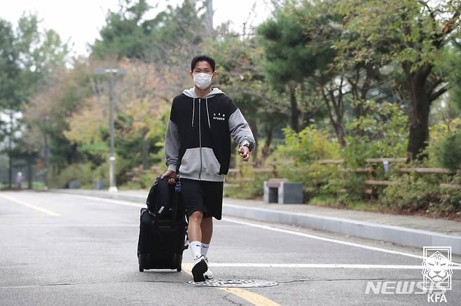 [서울=뉴시스]축구대표팀 공격수 정우영. (사진=대한축구협회 제공)