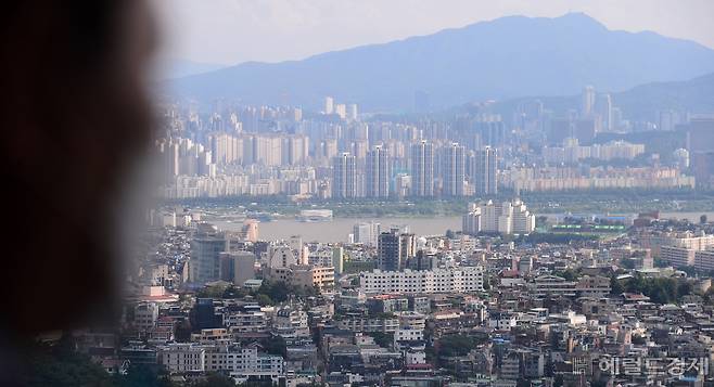 서울 남산서울타워 전망대에서 바라본 서울 시내의 모습. [헤럴드경제 DB]