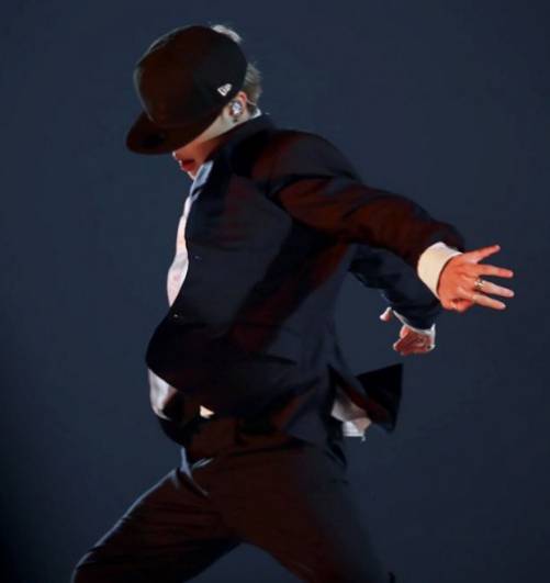 '고혹적' 방탄소년단 지민, '최고 댄스 테크닉 남자 아이돌' 1위