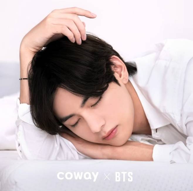 잠자는 세계 미남 1위..방탄소년단 뷔, 붓으로 그린 듯 비현실적 미모..천사가 아닐 리가♥