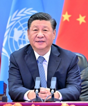 시진핑 중국 국가주석이 14일 ‘유엔 글로벌 지속가능 교통회의’에서 화상 연설하고 있다. /신화망