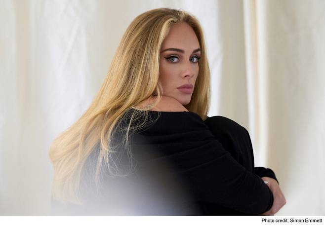 아델. 소니 뮤직 엔터테인먼트 코리아 제공