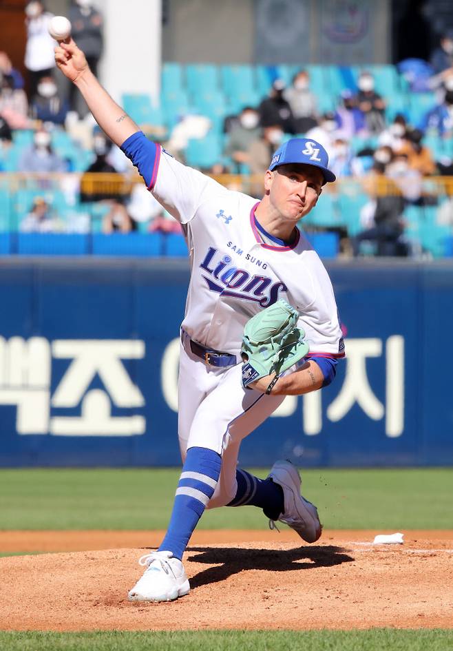 삼성 데이비드 뷰캐넌이 17일 대구 키움전에서 선발로 등판해 역투하고 있다. 삼성 라이온즈 제공