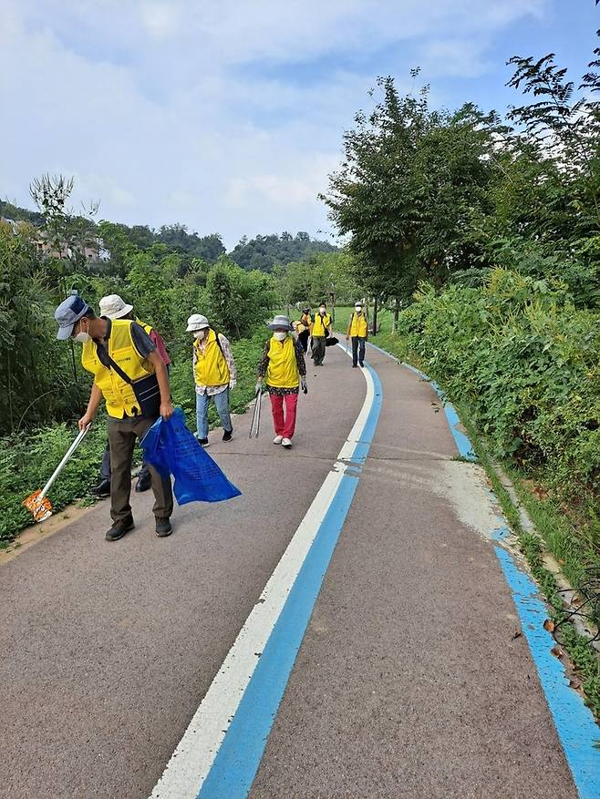 오금천 정화활동 [고양시 제공. 재판매 및 DB 금지]