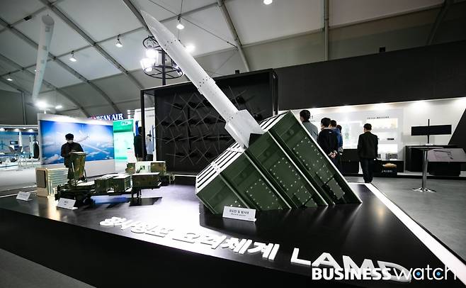 LIG넥스원이 장사정포 요격체계를 선보이고 있다./사진=이명근 기자 qwe123@