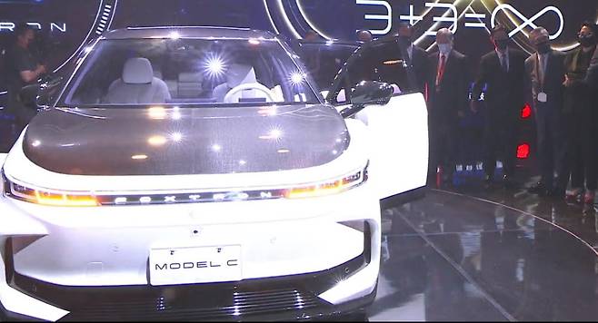 18일 대만 폭스콘이 공개한 테크놀로지 데이 행사 영상.