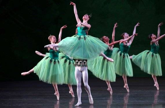 국내 무용계를 대표하는 국립발레단의 신작 발레 '주얼스'