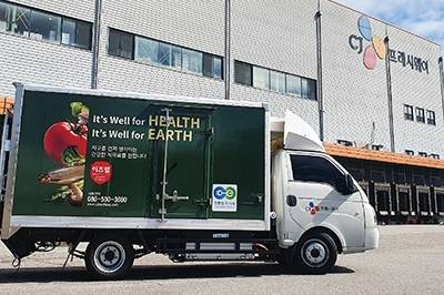 CJ프레시웨이 식자재 배달 차량 모습 [사진=CJ프레시웨이]