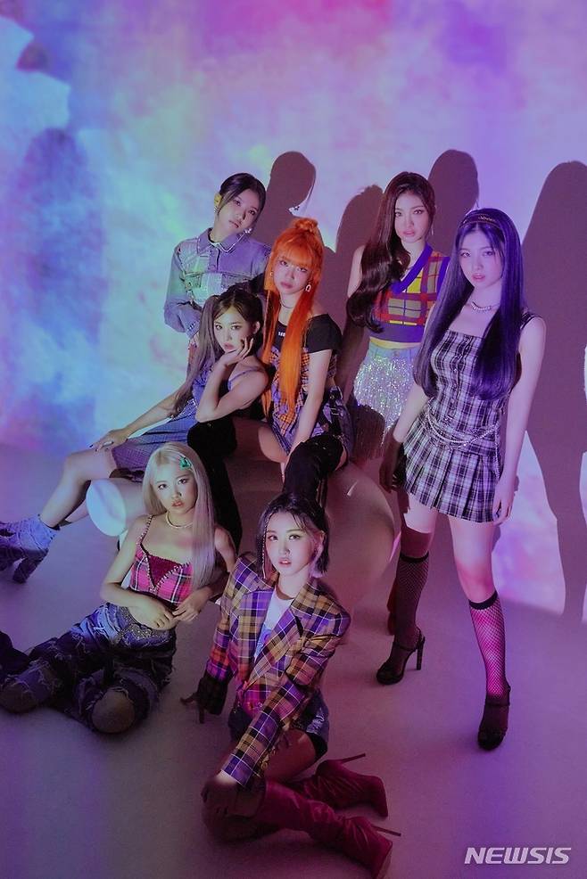 [서울=뉴시스] 트라이비. 2021.10.19. (사진 = 티알엔터테인먼트, 멜로우엔터테인먼트 제공) photo@newsis.com