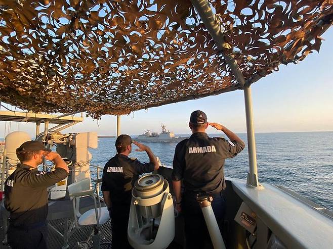 [서울=뉴시스] 한-EU-오만 연합 해상훈련. 2021.10.19. (사진=국방부 제공) *재판매 및 DB 금지