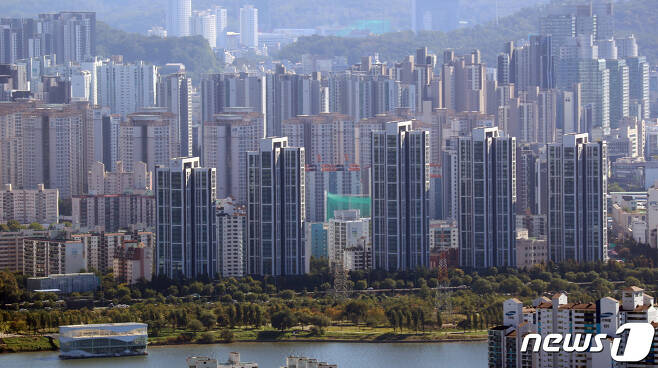 서울 강북지역 아파트 모습. 2021.10.17/뉴스1 © News1 김명섭 기자
