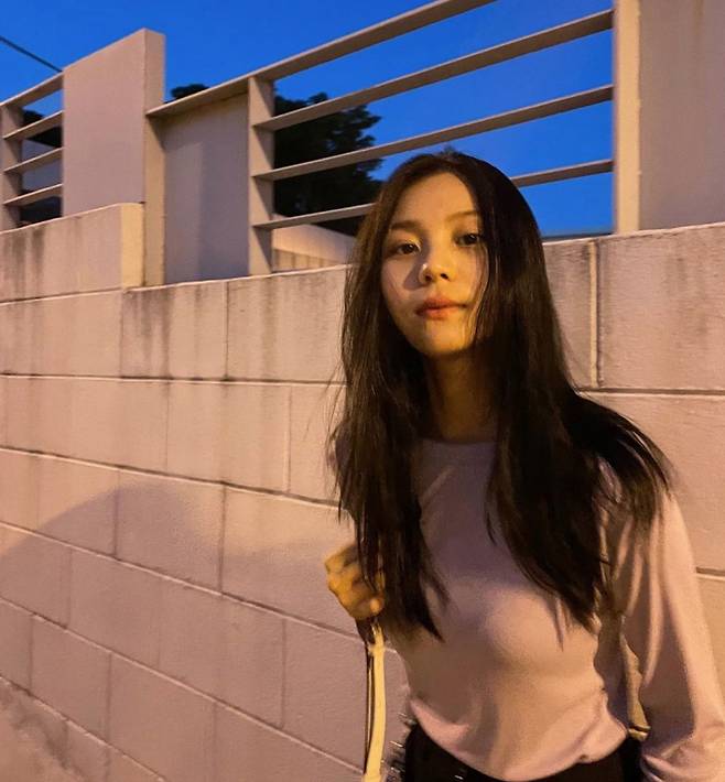 /사진=엄지 인스타그램