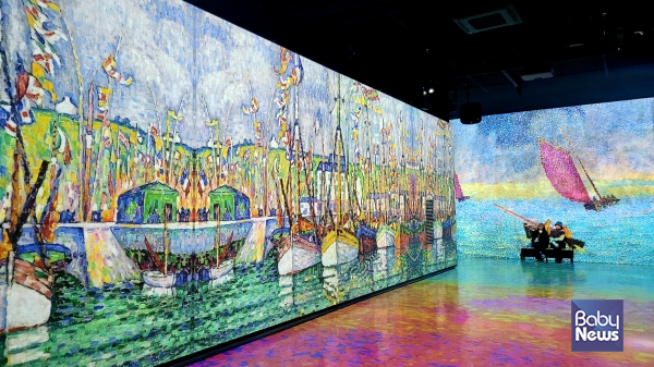 '빛의 벙커'에서는 인상주의에서 모더니즘까지 20명의 작가들의 작품을 압도적인 스케일의 미디어아트로 관람할 수 있다. ⓒ김재원