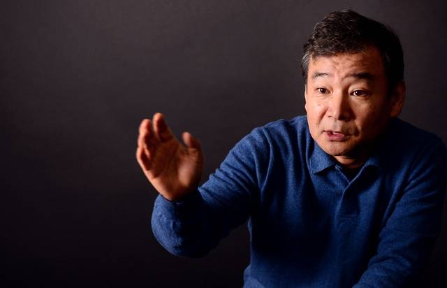 신작 역사 미스터리 장편 '테헤란로를 걷는 신라공주'를 출간한 이상훈 작가는 일찌감치 방송가에서 '스타 피디'로 이름을 날렸다. 그는 현직 PD 시절에도 방송프로그램 연출과 대본을 직접 집필해 작가로서의 능력을 일찌감치 인증받았다. /박스미디어 제공