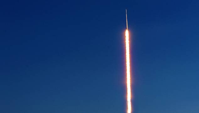 한국형 발사체 누리호(KSLV-ll)가 21일 전남 고흥군 나로우주센터에서 발사되고 있다.사진공동취재단 제공