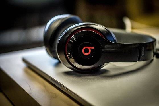 초보 때가 지나면 음악을 듣고 대략 박자의 길이를 파악해 리듬에 맞춰 몸을 움직이면 되기 때문에 마디마다 신경 쓸 필요는 없다. [사진 piqsels]