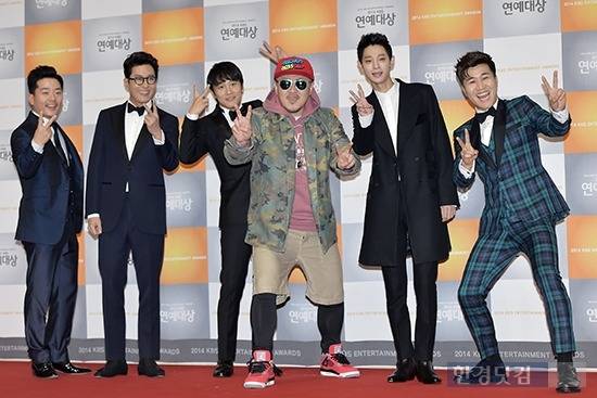 '1박2일' 시즌3 출연진, 왼쪽부터 김준호, 故김주혁, 차태현, 데프콘, 정준영, 김종민 /사진= 한경DB