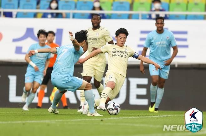 [서울=뉴시스]수원 삼성과 대구FC. (사진=프로축구연맹 제공)