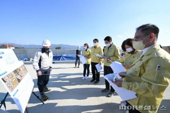 포천시의회 20~21일 국도43호선 우회도로 개설공사 현장점검. 사진제공=포천시의회