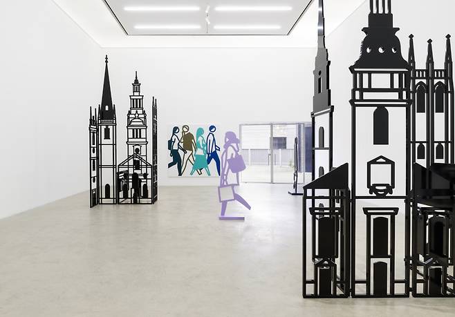 An installation view of the exhibition “Julian Opie” at Kukje Gallery (Courtesy of the artist and Kukje Gallery)