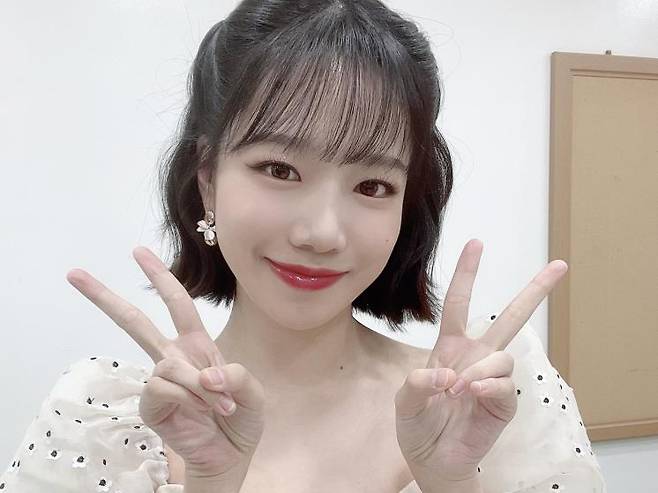 조유리 트위터 @JOYURI_offcl