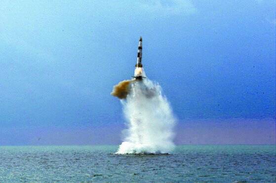지난 19일 북한이 시험 발사한 잠수함발사탄도미사일(SLBM). 유엔 안전보장이사회 결의 위반에 해당하는 명백한 무력 도발이었다. [연합뉴스]