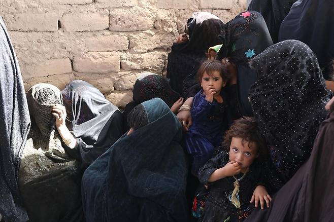 아프가니스탄 여성과 아이들 [WFP 제공 자료사진. 재판매 및 DB 금지]