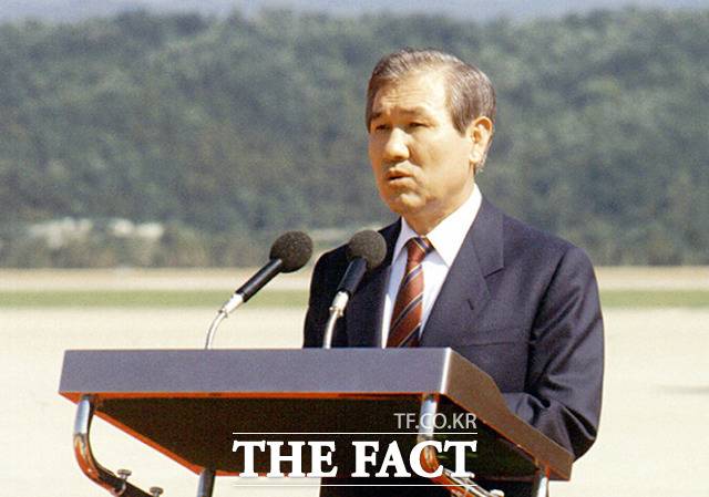 1989년 노태우 전 대통령이 교황 요한바오로2세 방한 행사에 참석한 노 전 대통령. /뉴시스